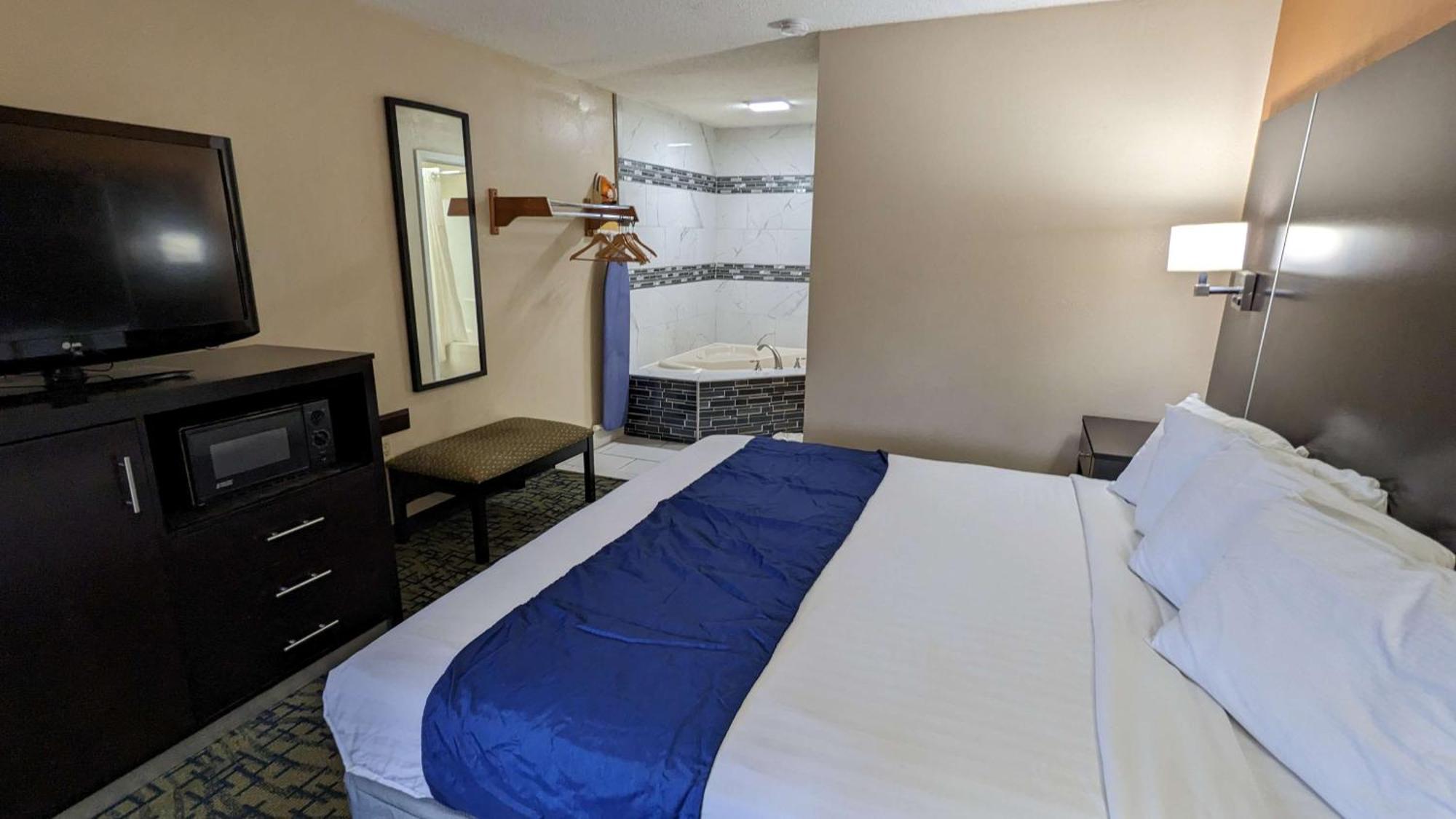 Surestay Hotel By Best Western Meridian Extérieur photo